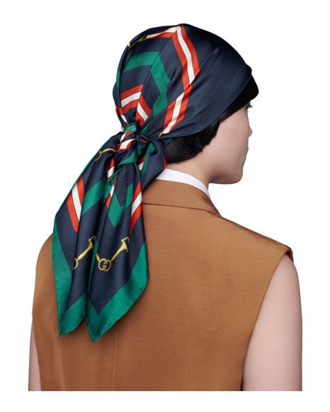 Sciarpe, foulard e scialli da donna Gucci, in italia 